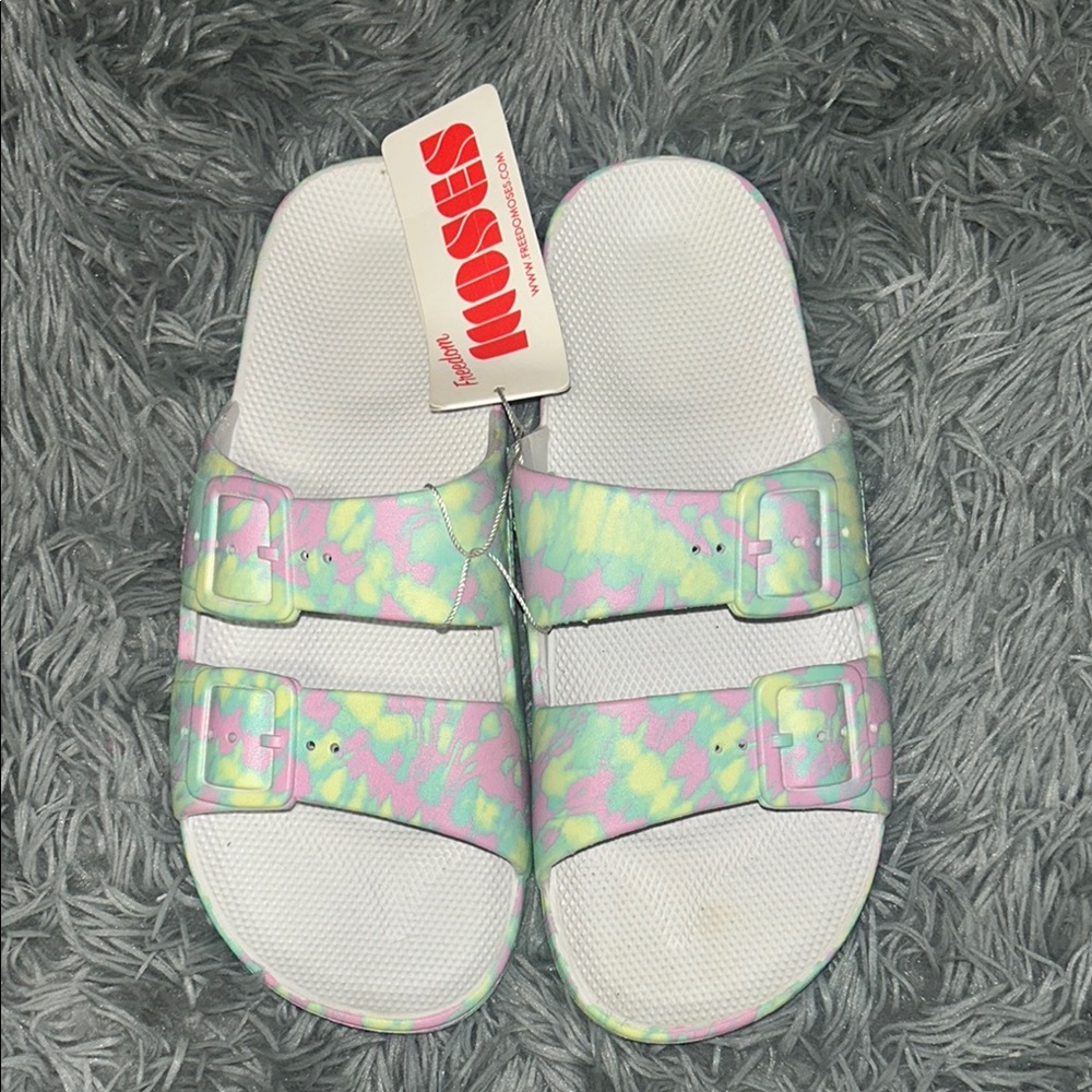 Moses Women's Pastel Slide Sandals